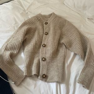 Viral Zara Sweater